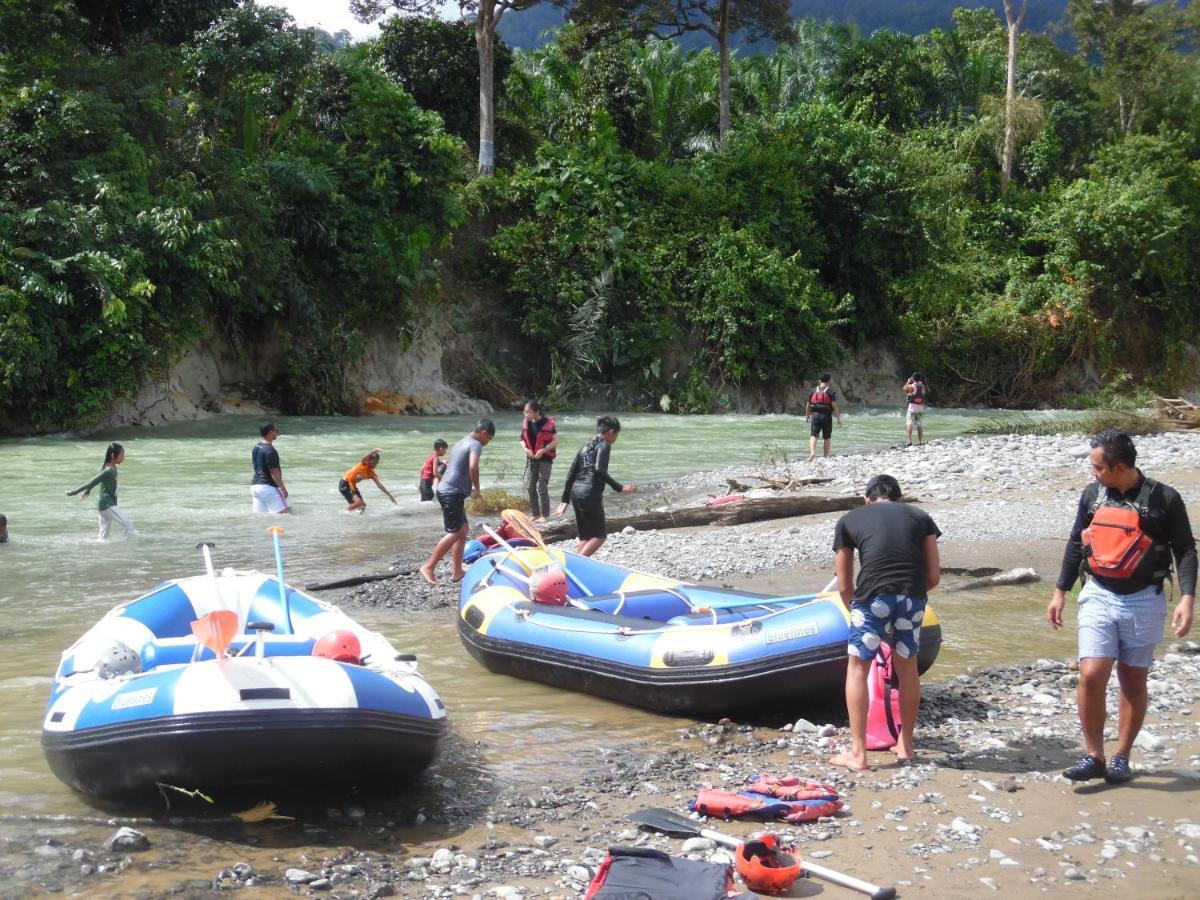Ambow Homestay Jungle Trekking & Village Tour Bukit Lawang Ngoại thất bức ảnh