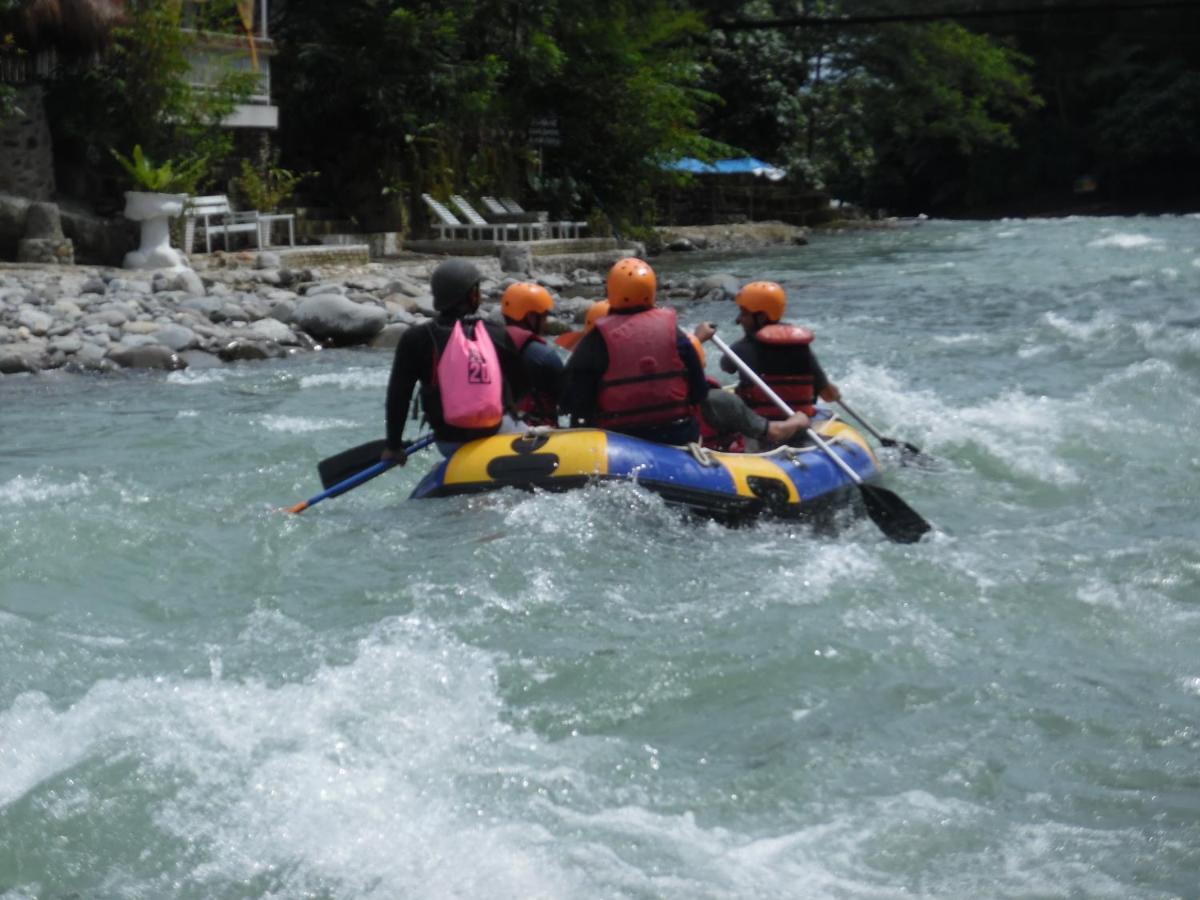 Ambow Homestay Jungle Trekking & Village Tour Bukit Lawang Ngoại thất bức ảnh